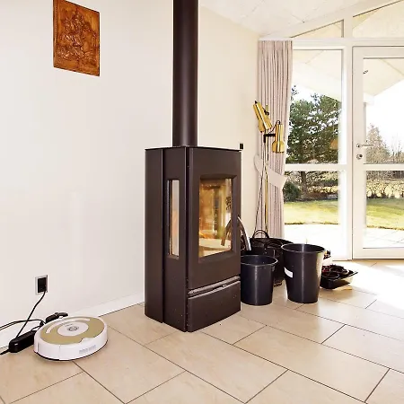 Holiday Home Hybenvej V