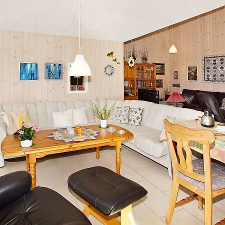 Holiday Home Hybenvej V Prázdninový dům *