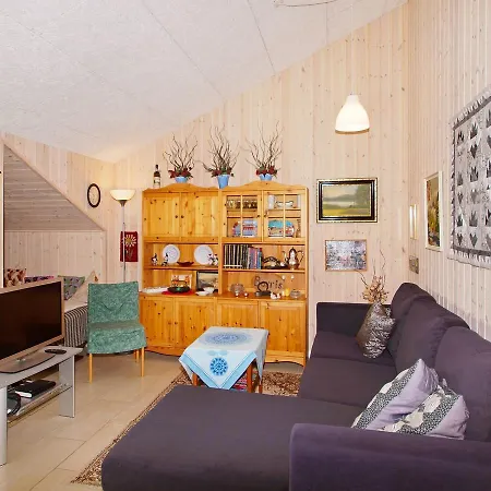 Holiday Home Hybenvej V *